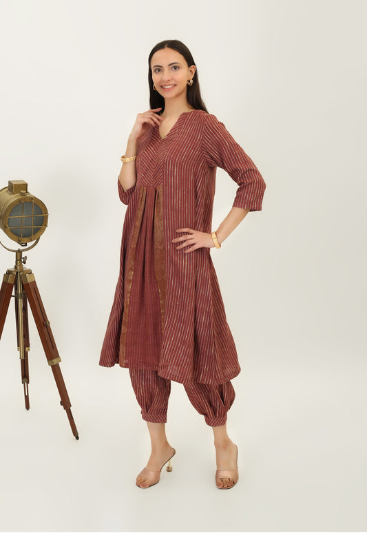 DHARTI: Handwoven Bhagalpuri silk kurta set - SIMPLY KITSCH