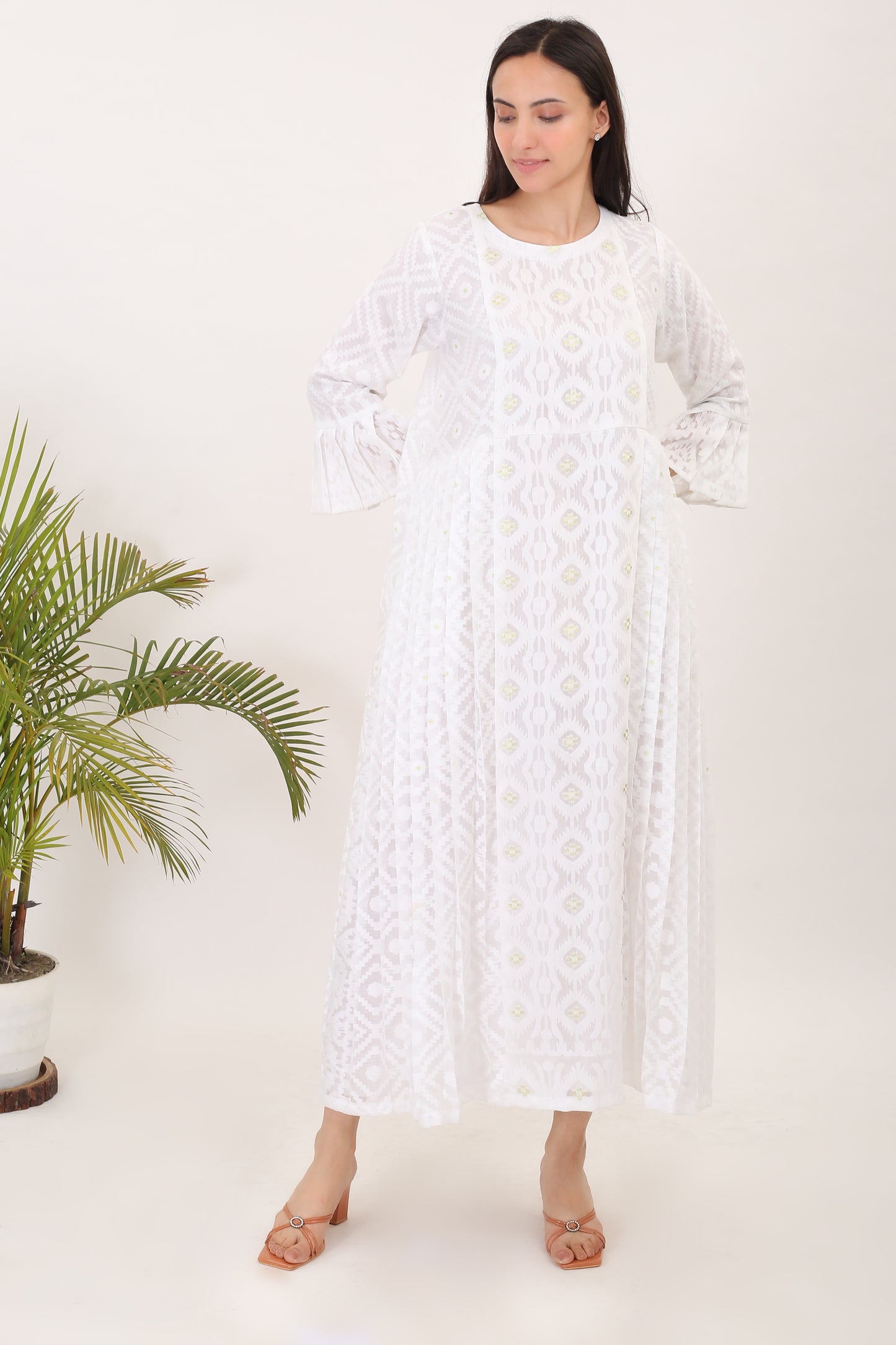 ANGEL IN WHITE: Handwoven Jamdani women dress - SIMPLY KITSCH